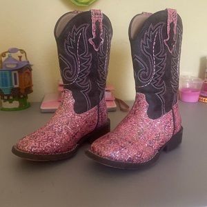Excellent condition pink sparkle boots!